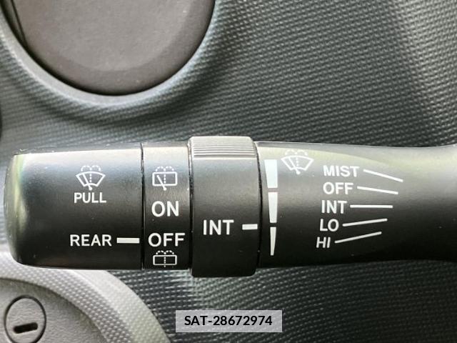 Toyota SPADE 2013-03 7821766-14