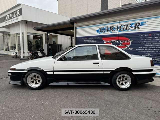 Toyota SPRINTER TRUENO 1986-08 7823146-5