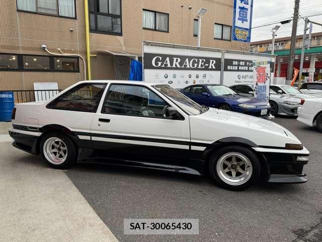 Toyota SPRINTER TRUENO 1986-08 7823146-6