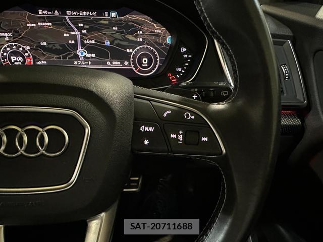 Audi SQ5 2018-02 7814121-14