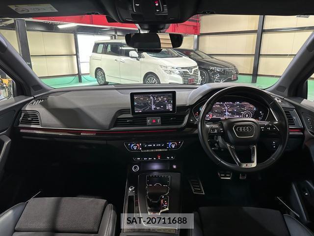 Audi SQ5 2018-02 7814121-2