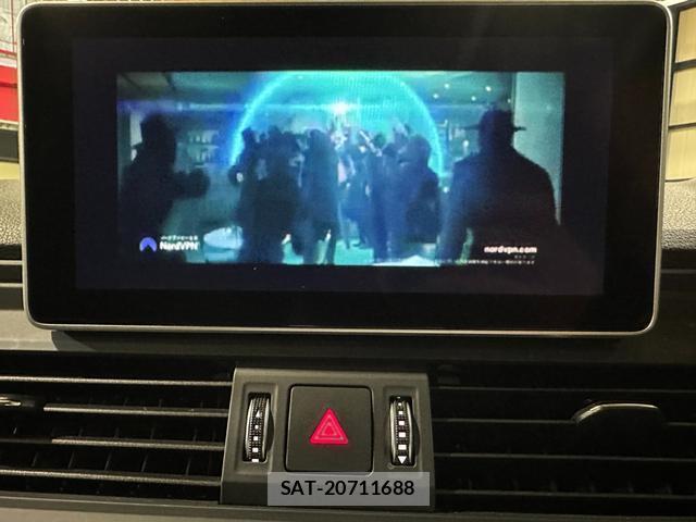 Audi SQ5 2018-02 7814121-6