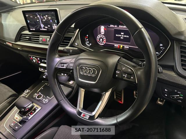Audi SQ5 2018-02 7814121-8