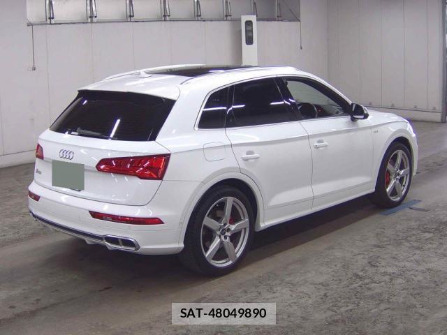 Audi SQ5 2017-10 7814908-1