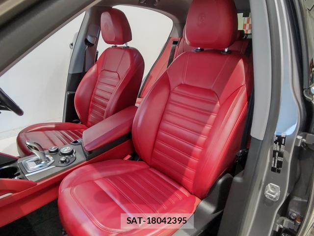 ALFA ROMEO STELVIO 2019-06 7812195-17