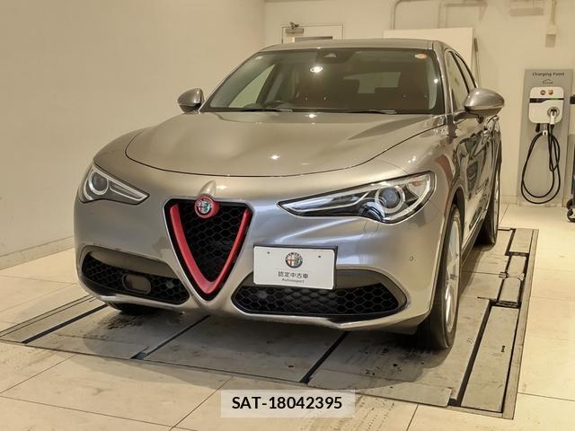 ALFA ROMEO STELVIO 2019-06 7812195-2