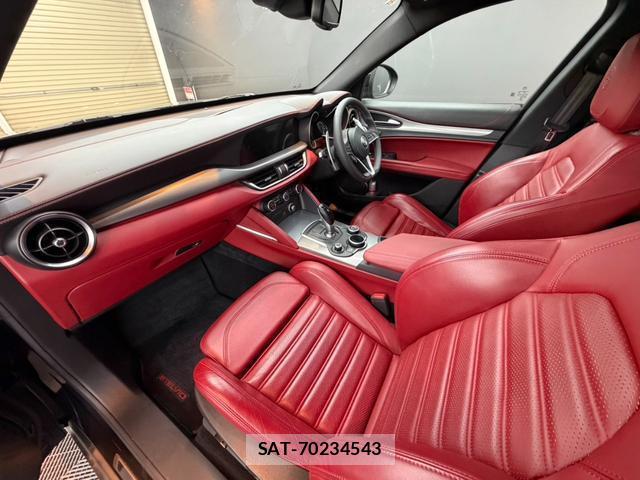 ALFA ROMEO STELVIO 2018-11 7816883-10