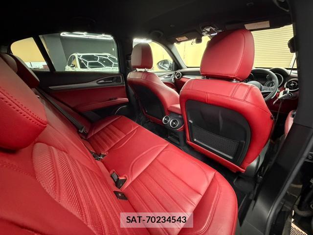 ALFA ROMEO STELVIO 2018-11 7816883-16