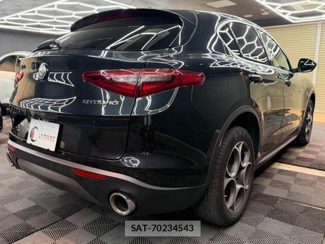 ALFA ROMEO STELVIO 2018-11 7816883-4