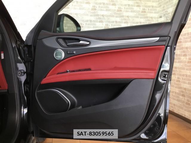 ALFA ROMEO STELVIO 2020-03 7817811-19