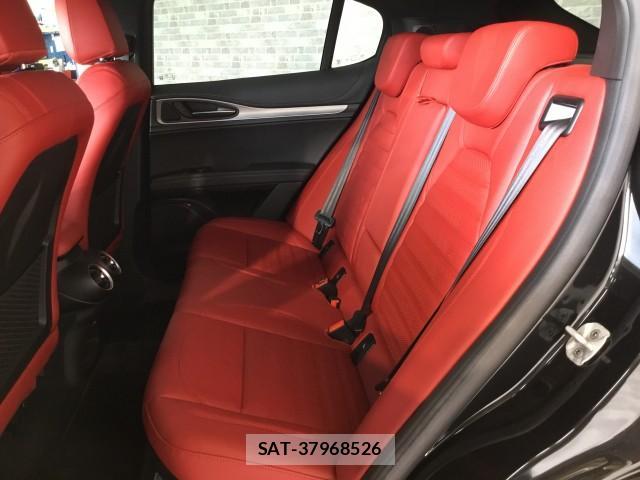 ALFA ROMEO STELVIO 2023-05 7817859-12