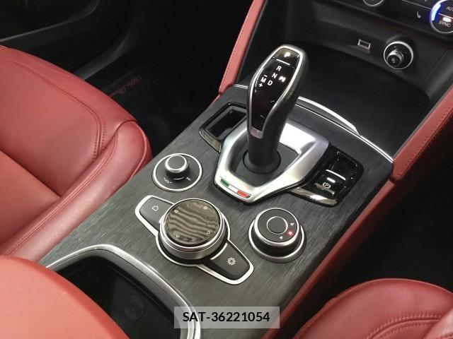 ALFA ROMEO STELVIO 2021-09 7817864-15
