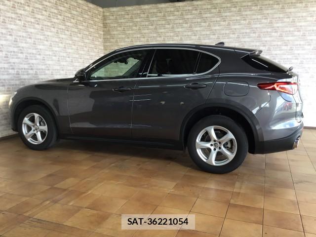 ALFA ROMEO STELVIO 2021-09 7817864-6
