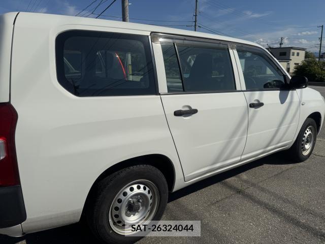 Toyota SUCCEED 2017-03 7811939-3