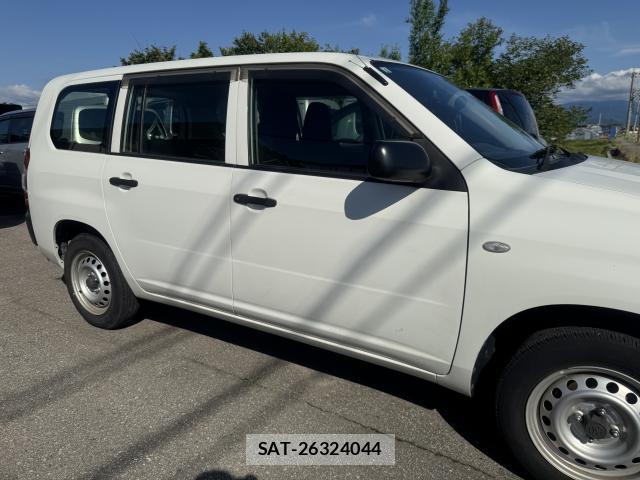 Toyota SUCCEED 2017-03 7811939-4