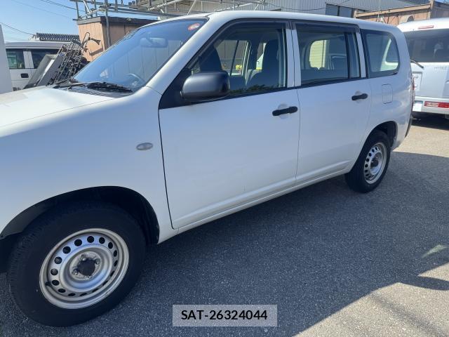 Toyota SUCCEED 2017-03 7811939-7