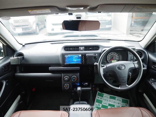 Toyota SUCCEED 2014-09 7812894-2