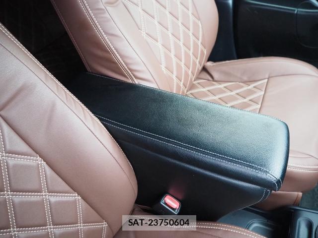 Toyota SUCCEED 2014-09 7812894-8