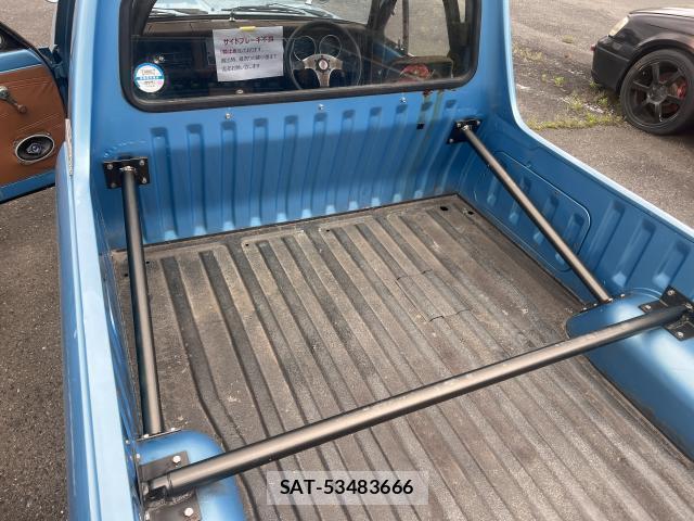 Nissan SUNNY TRUCK 1985-01 7817586-11