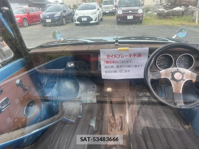 Nissan SUNNY TRUCK 1985-01 7817586-2