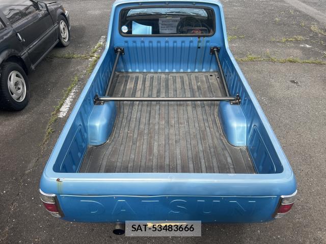 Nissan SUNNY TRUCK 1985-01 7817586-9