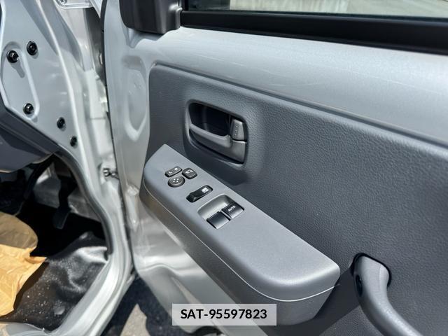 Suzuki SUPER CARRY 2025-05 7816779-14