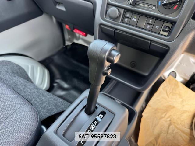 Suzuki SUPER CARRY 2025-05 7816779-18