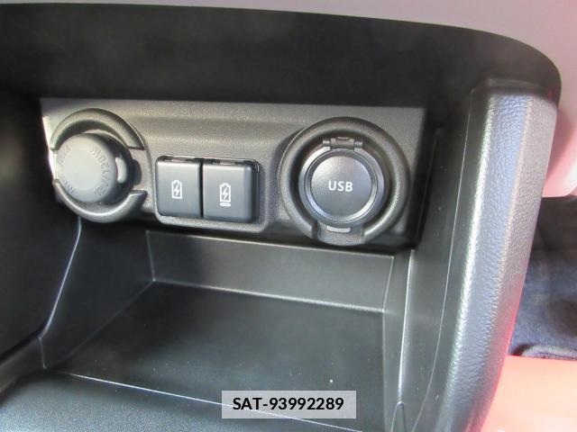 Suzuki SWIFT 2025 7811964-9