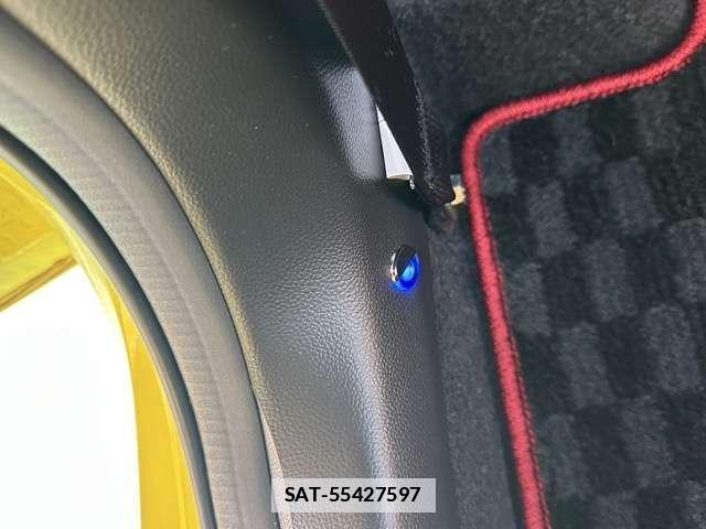 Suzuki SWIFT 2025-10 7814277-7