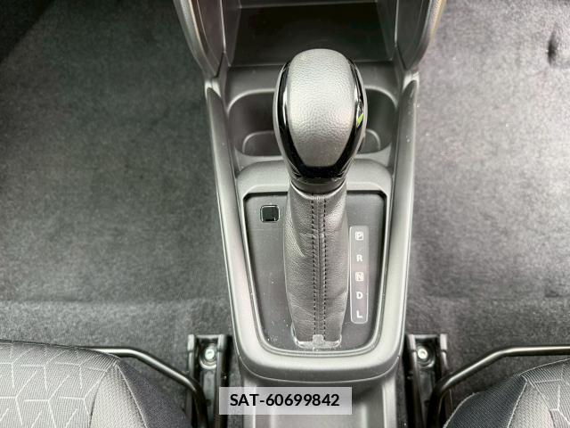 Suzuki SWIFT 2023-12 7816451-11
