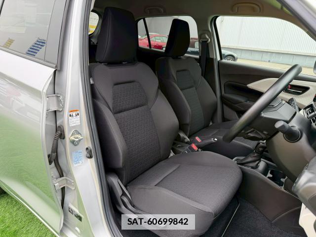 Suzuki SWIFT 2023-12 7816451-4