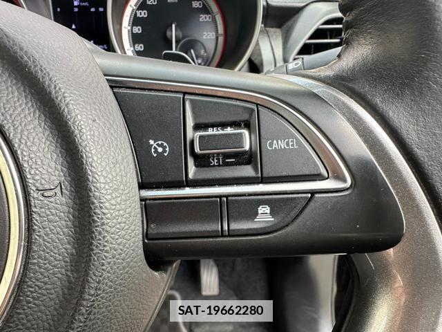 Suzuki SWIFT 2019-09 7819737-13