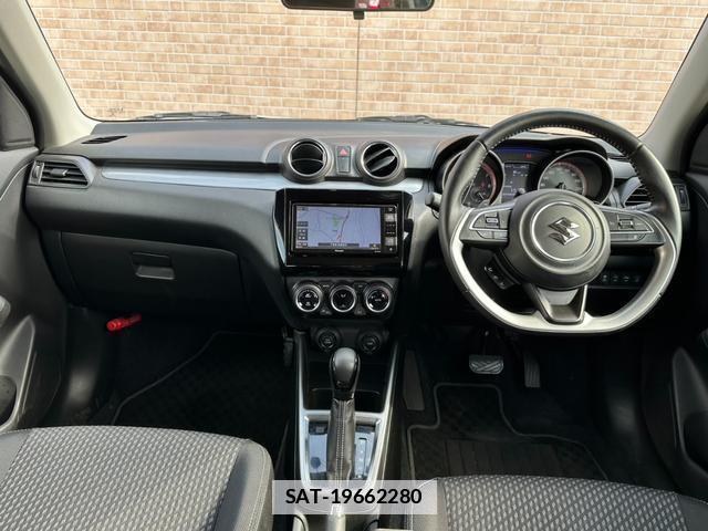 Suzuki SWIFT 2019-09 7819737-5