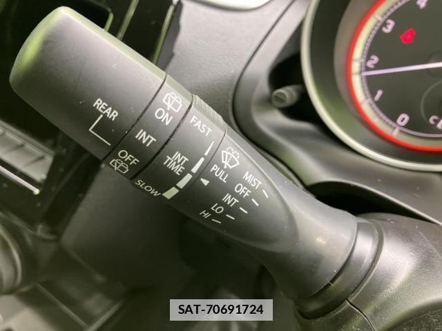 Suzuki SWIFT 2023-01 7821167-11