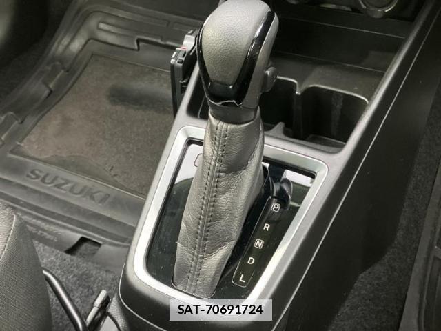 Suzuki SWIFT 2023-01 7821167-12