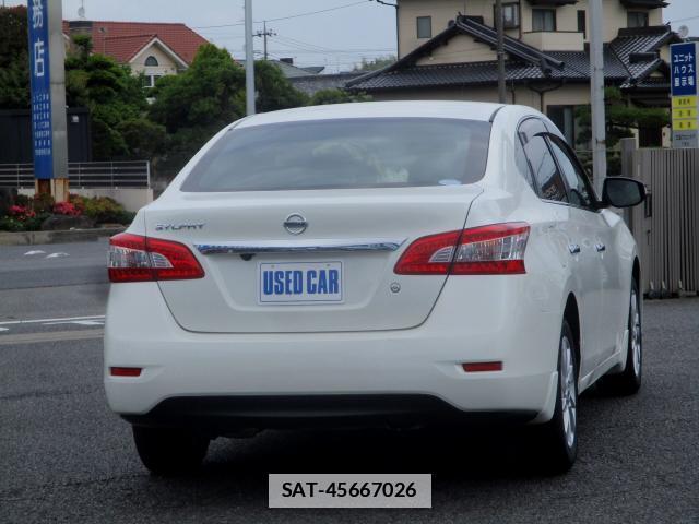 Nissan Sylphy 2017-04 7820684-1