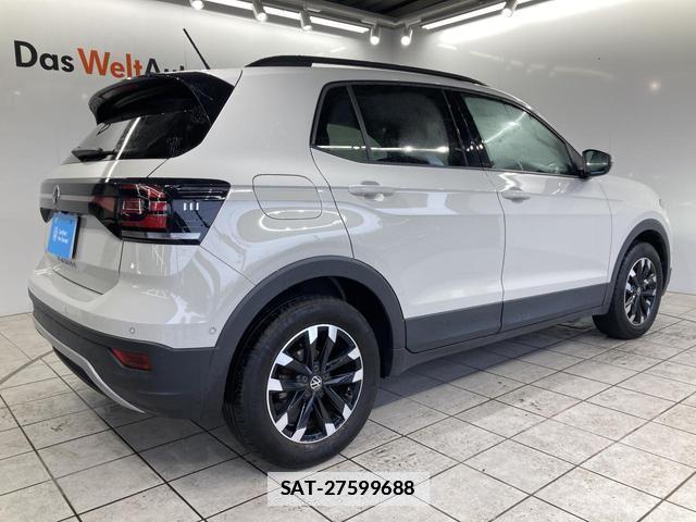 VolksWagen T-CROSS 2023-10 7812008-18