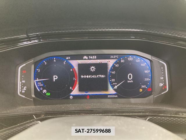 VolksWagen T-CROSS 2023-10 7812008-9