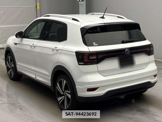 VolksWagen T-CROSS 2023-05 7816607-1