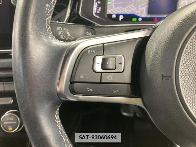 VolksWagen T-ROC 2022-01 7812002-4
