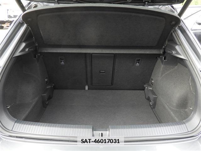 VolksWagen T-ROC 2023-03 7814327-10