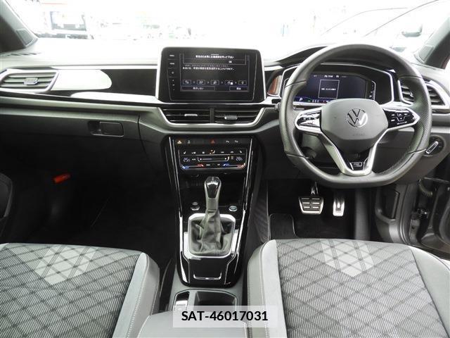 VolksWagen T-ROC 2023-03 7814327-14