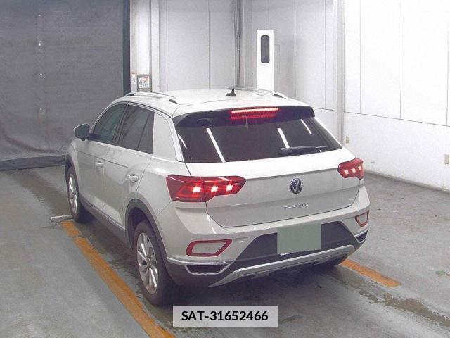VolksWagen T-ROC 2022-09 7815059-1