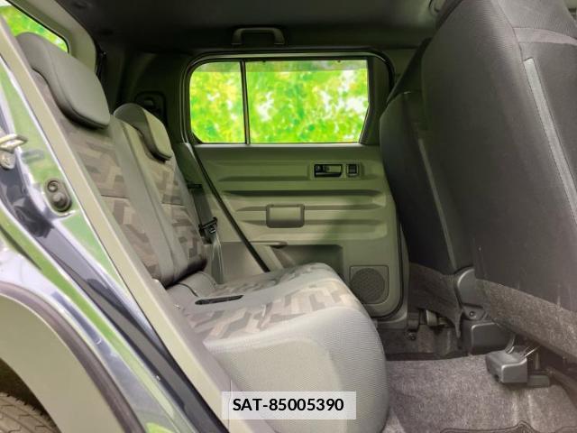 Daihatsu TAFT 2024-01 7821648-4