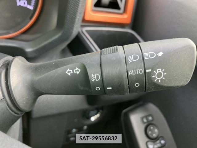 Daihatsu TAFT 2020-07 7821913-15
