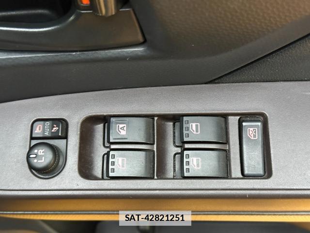 Toyota TANK 2018-07 7815655-16
