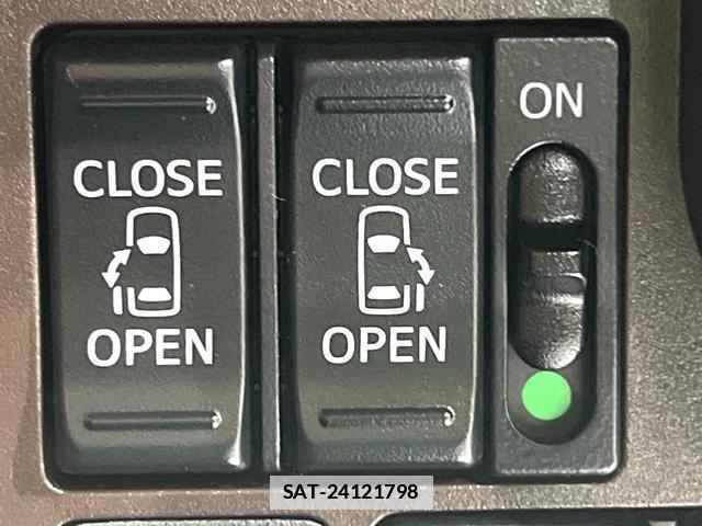Toyota TANK 2017-04 7818977-5