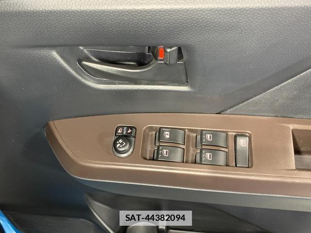 Toyota TANK 2018-08 7820261-3