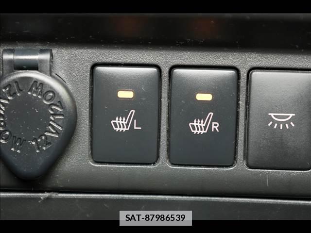 Toyota TANK 2020-07 7820465-16