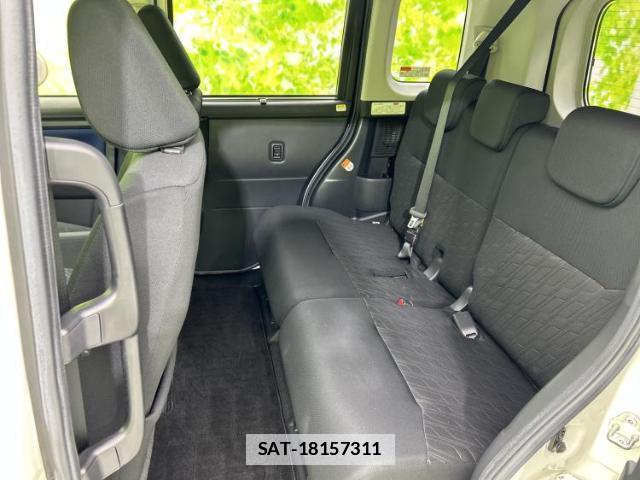 Toyota TANK 2018-05 7821504-6